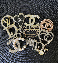 Load image into Gallery viewer, 10pcs Inspired Brooch Bundle Mix
